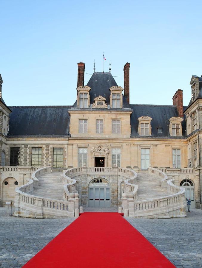 Le Denecourt - A Deux Pas De La Gare Et De La Foret De Fontainebleau 雅芳 外观 照片